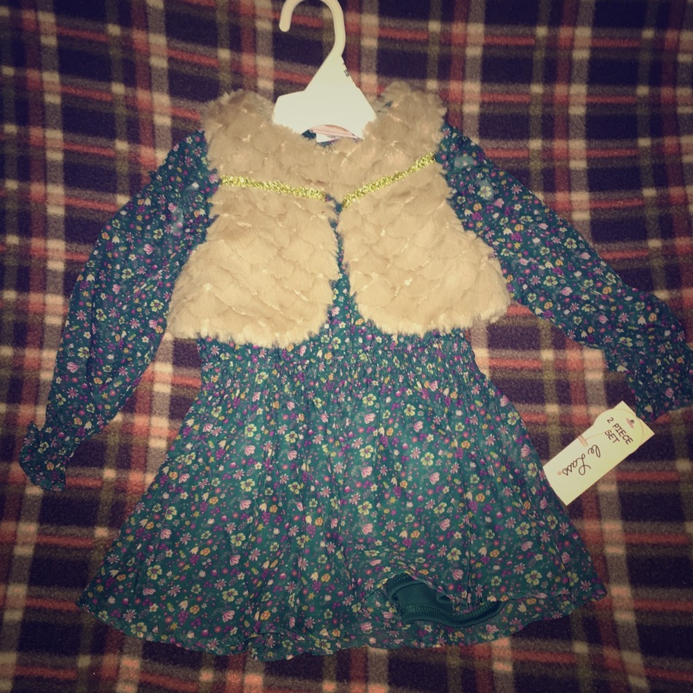 ⛔️SOLD⛔️ Adorable Boho dress/vest set 18 months